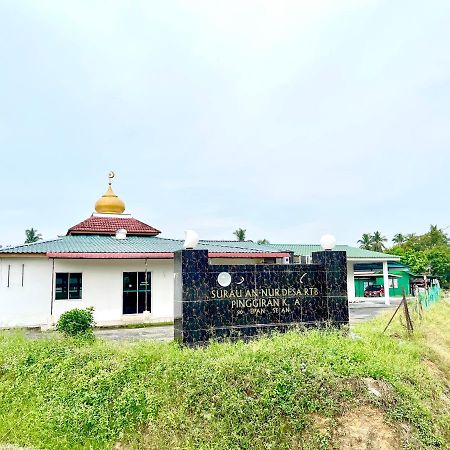 De Qasturee Klia@Kota Warisan Homestay Nearest To Airport Kampong Besut Dış mekan fotoğraf