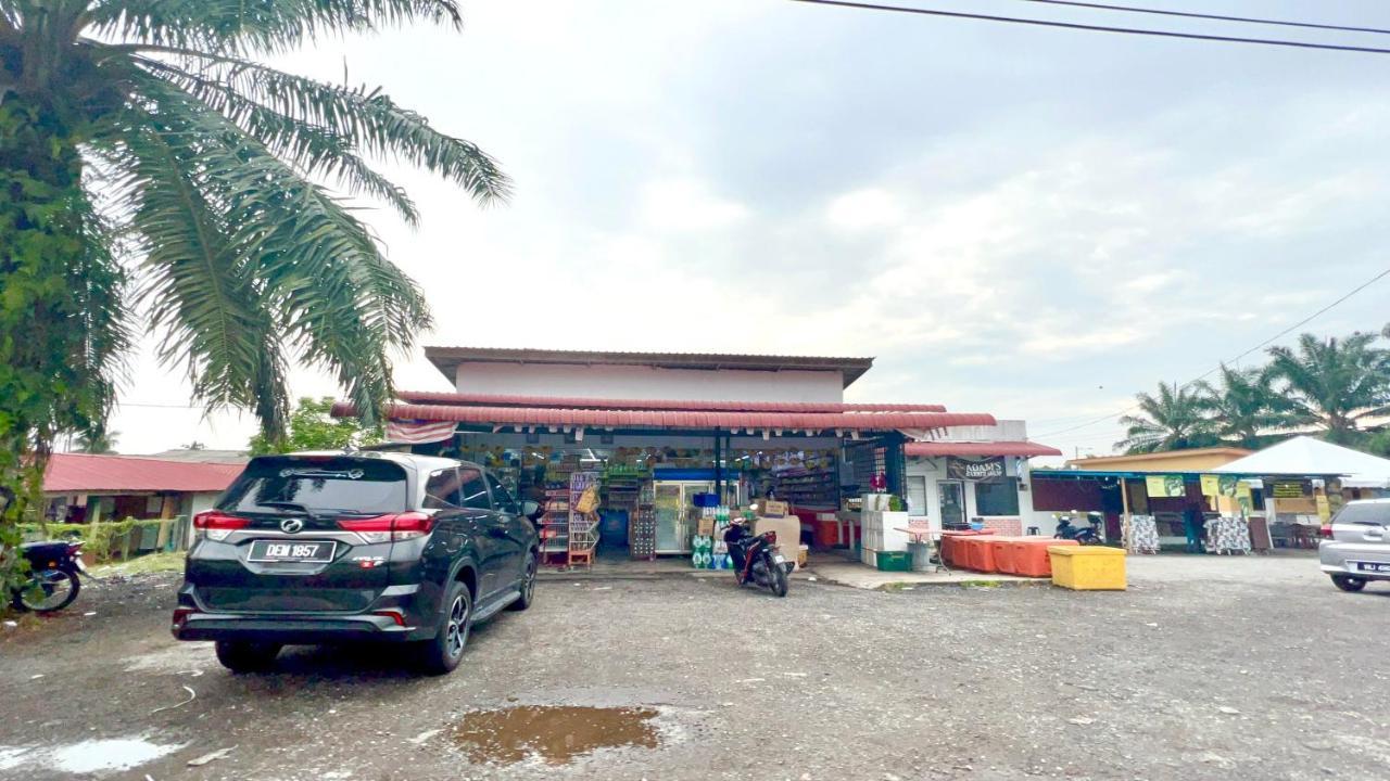 De Qasturee Klia@Kota Warisan Homestay Nearest To Airport Kampong Besut Dış mekan fotoğraf